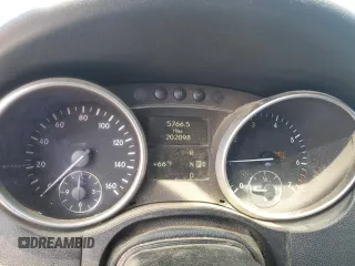 2009 Mercedes-Benz M 350 with VIN 4JGBB86E59A497604, listed as a Copart auction lot 54211915 with 202,098 mi miles and Clean Title. Bid and sale history available at carsss.com. Image 9.