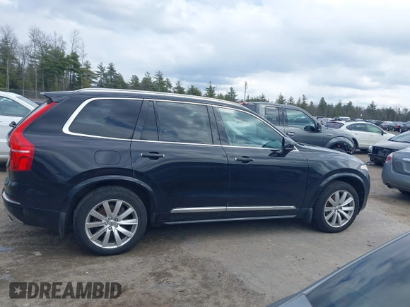 2016 Volvo XC90 T6 Inscription with VIN YV4A22PL2G1001341, listed as a IAAI auction lot 41889096 with 88,354 mi miles. Bid and sale history available at carsss.com. Image 14.
