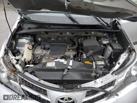 2015 Toyota RAV4 LE z VIN JTMBFREV3FD164635, wystawiony jako Copart lot #57753345 z przebiegiem 36 539 mil mil oraz Szkoda całkowita • Salvage title. Historia ofert i sprzedaży dostępna na DreamBid. Obrazek 12.
