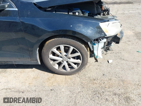 2013 Volkswagen Jetta SE with VIN 3VWDP7AJ3DM360389, listed as a IAAI auction lot 42221604 with 255,244 mi miles and . Bid and sale history available at DreamBid. Image 15.