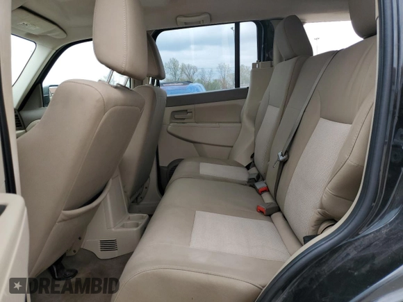 2008 Jeep Liberty Sport z VIN 1J8GN28K68W262608, wystawiony jako Copart lot #54179615 z przebiegiem 116 585 mil mil oraz Szkoda całkowita • Salvage title. Historia ofert i sprzedaży dostępna na DreamBid. Obrazek 11.