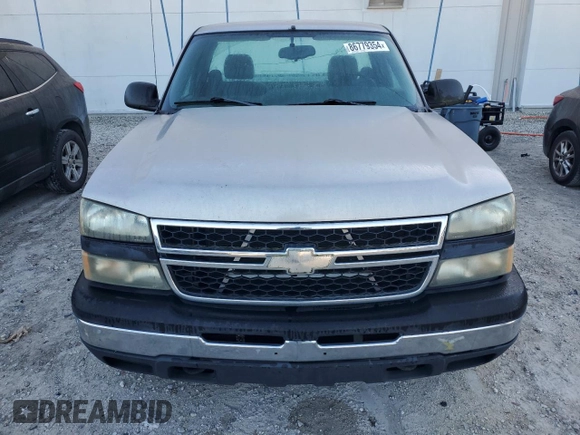 2006 Chevrolet Silverado 1500 Work Truck with VIN 3GCEC14X66G252589, listed as a Copart auction lot 86779354 with 256,689 mi miles and Clean Title. Bid and sale history available at DreamBid. Image 5.