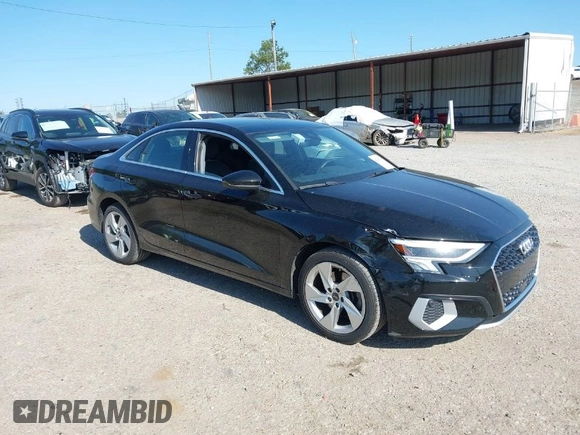 2023 Audi A3 Premium z VIN WAUAUDGY1PA070894, wystawiony jako IAAI lot #42045730 z przebiegiem 52 397 mil mil oraz . Historia ofert i sprzedaży dostępna na DreamBid. Obrazek 1.