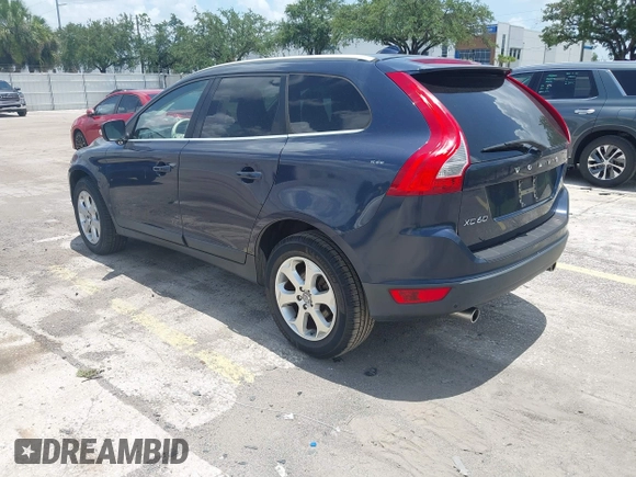 2013 Volvo XC60 3.2L с VIN YV4952DL9D2379001, выставлен на аукционе IAAI как лот 42500637 с пробегом 225 031 миль миль и . История ставок и продаж доступна на DreamBid. Изображение 3.