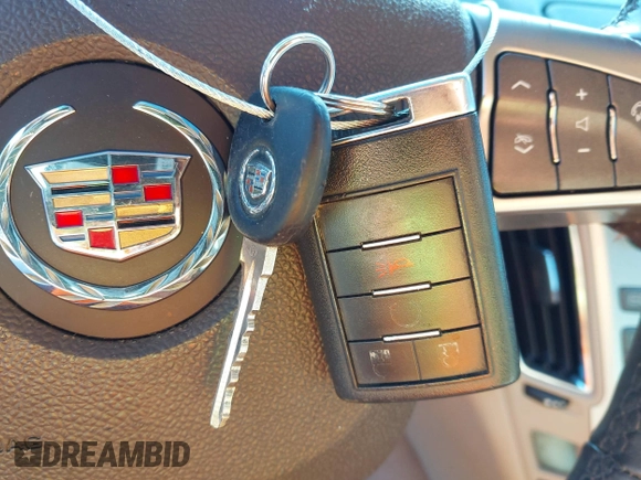 2012 Cadillac CTS Luxury z VIN 1G6DF5E58C0142041, wystawiony jako IAAI lot #42235864 z przebiegiem 59 697 mil mil oraz . Historia ofert i sprzedaży dostępna na DreamBid. Obrazek 11.