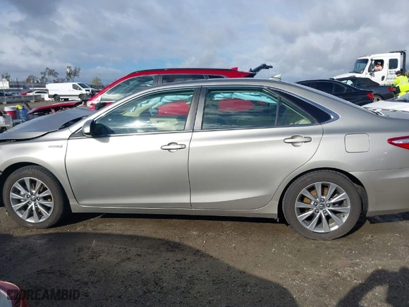 2016 Toyota Camry Hybrid LE with VIN 4T1BD1FK9GU177768, listed as a IAAI auction lot 41796608 with NaN miles. Bid and sale history available at carsss.com. Image 15.