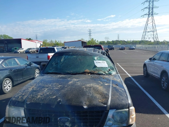 2005 Ford Explorer XLS with VIN 1FMZU62K95UA61162, listed as a IAAI auction lot 42001366 with Not Provided miles and . Bid and sale history available at DreamBid. Image 6.