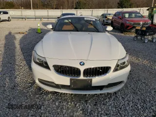 2012 BMW Z4 sDrive28i with VIN WBALL5C59CJ103051, listed as a Copart auction lot 87015834 with 92,071 mi miles and Salvage title. Bid and sale history available at DreamBid. Image 5.