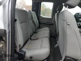 2021 Ford F-350 z VIN 1FT8X3BNXMEE09236, wystawiony jako Copart lot #79728943 z przebiegiem 29 675 mil mil oraz Szkoda całkowita • Salvage title. Historia ofert i sprzedaży dostępna na DreamBid. Obrazek 10.