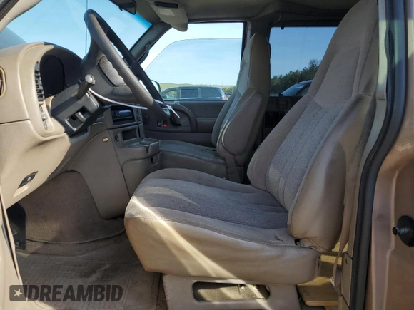 2003 Chevrolet Astro with VIN 1GNDM19X93B144559, listed as a Copart auction lot 50433334 with 177,951 mi miles and Non Repairable. Bid and sale history available at carsss.com. Image 7.