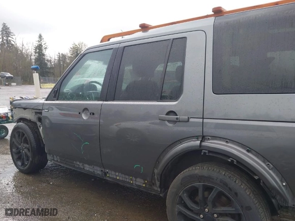 2016 Land Rover LR4 HSE with VIN SALAG2V64GA843575, listed as a IAAI auction lot 41976972 with 87,259 mi miles. Bid and sale history available at carsss.com. Image 15.