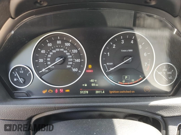 2015 BMW 3 Series 320i xDrive with VIN WBA3C3G56FNT53634, listed as a Copart auction lot 62180485 with 51,278 mi miles and Clean title. Bid and sale history available at DreamBid. Image 9.