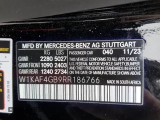 2024 Mercedes-Benz C 300 z VIN W1KAF4GB9RR186766, wystawiony jako Copart lot #52148605 z przebiegiem 13 766 mil mil oraz Szkoda całkowita • Salvage title. Historia ofert i sprzedaży dostępna na DreamBid. Obrazek 12.