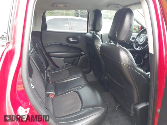 2018 Jeep Compass Latitude with VIN 3C4NJDBB9JT160925, listed as a IAAI auction lot 42301928 with 327,387 mi miles and . Bid and sale history available at DreamBid. Image 8.