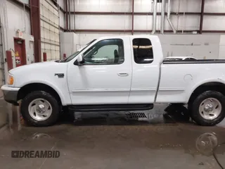 1998 Ford F-150 с VIN 1FTRX18L1WKB99239, выставлен на аукционе IAAI как лот 41987823 с пробегом 217 930 миль миль и . История ставок и продаж доступна на DreamBid. Изображение 14.