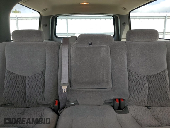 2005 Chevrolet Suburban LS with VIN 3GNFK16Z05G252745, listed as a Copart auction lot 71750854 with 149,885 mi miles and Salvage Title. Bid and sale history available at carsss.com. Image 10.