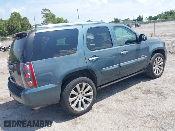 2007 GMC Yukon Denali z VIN 1GKFK63817J261736, wystawiony jako IAAI lot #42219145 z przebiegiem 214 260 mil mil oraz . Historia ofert i sprzedaży dostępna na DreamBid. Obrazek 4.