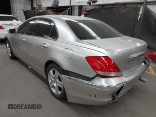 2006 Acura RL with VIN JH4KB16596C008101, listed as a IAAI auction lot 41939783 with Not provided miles and . Bid and sale history available at DreamBid. Image 3.