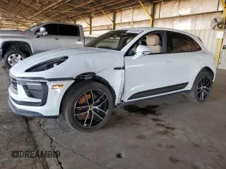 2023 Porsche Macan with VIN WP1AA2A50PLB00727, listed as a Copart auction lot 53501815 with 7,854 mi miles and Salvage Title. Bid and sale history available at carsss.com. Image 1.