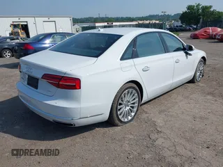 2015 Audi A8 3.0T z VIN WAU3GAFD4FN020897, wystawiony jako IAAI lot #42480222 z przebiegiem 68 894 mil mil oraz . Historia ofert i sprzedaży dostępna na DreamBid. Obrazek 4.