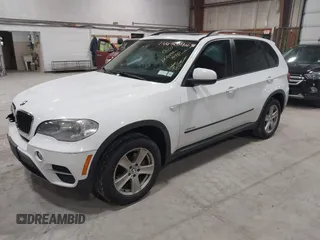 2012 BMW X5 35i z VIN 5UXZV4C54CL748257, wystawiony jako IAAI lot #42036669 z przebiegiem 122 438 mil mil oraz . Historia ofert i sprzedaży dostępna na DreamBid. Obrazek 17.