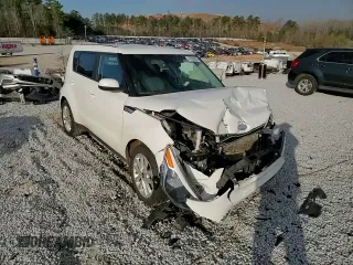 2019 Kia Soul + with VIN KNDJP3A57K7918043, listed as a Copart auction lot 47009525 with 106,033 mi miles and Salvage Title. Bid and sale history available at DreamBid. Image 11.