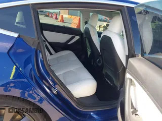 2020 Tesla Model 3 Performance z VIN 5YJ3E1EC7LF641918, wystawiony jako IAAI lot #41984261 z przebiegiem 50 202 mil mil oraz . Historia ofert i sprzedaży dostępna na DreamBid. Obrazek 8.