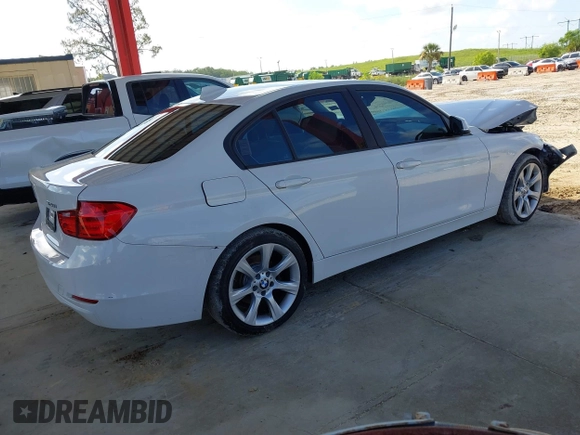 2015 BMW 3 Series 328i с VIN WBA3A5C51FP604734, выставлен на аукционе IAAI как лот 42687621 с пробегом 77 185 миль миль и . История ставок и продаж доступна на DreamBid. Изображение 4.