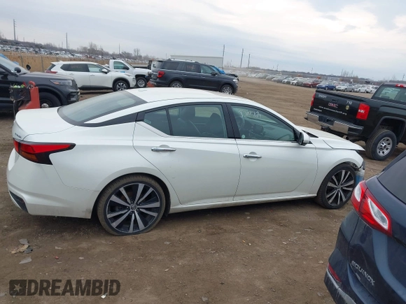 2019 Nissan Altima 2.5 Platinum with VIN 1N4BL4FV9KC112037, listed as a IAAI auction lot 41912037 with 88,484 mi miles. Bid and sale history available at carsss.com. Image 14.
