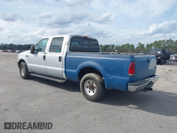 2004 Ford F-250 XL with VIN 1FTNW20L74EA70355, listed as a IAAI auction lot 41303705 with 237,456 mi miles and . Bid and sale history available at DreamBid. Image 3.