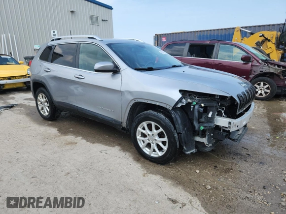 2017 Jeep Cherokee Latitude с VIN 1C4PJMCB5HW501880, выставлен на аукционе Copart как лот 62680875 с пробегом 185 491 миль миль и На запчасти • Non repairable. История ставок и продаж доступна на DreamBid. Изображение 4.