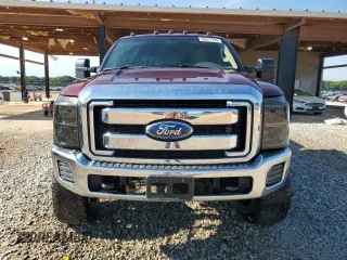 2011 Ford F-250 XL z VIN 1FT7W2BT2BEC45565, wystawiony jako Copart lot #56517765 z przebiegiem 331 638 mil mil oraz Szkoda całkowita • Salvage title. Historia ofert i sprzedaży dostępna na DreamBid. Obrazek 5.
