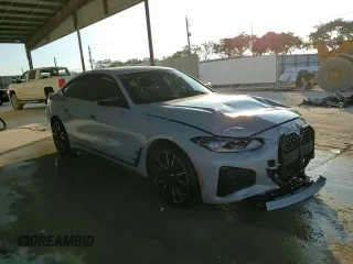 2022 BMW 4 Series M440i xDrive with VIN WBA13AW06NFM38130, listed as a Copart auction lot 82403874 with 49,302 mi miles and Salvage title. Bid and sale history available at DreamBid. Image 13.