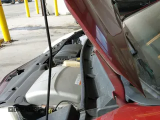 2005 Toyota Prius with VIN JTDKB22U557035467, listed as a IAAI auction lot 43189721 with Not provided miles and . Bid and sale history available at DreamBid. Image 19.