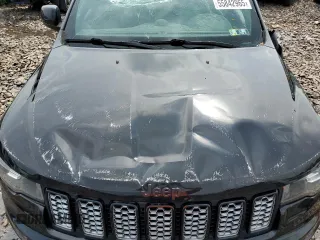 2017 Jeep Grand Cherokee Altitude z VIN 1C4RJFAG4HC863011, wystawiony jako Copart lot #55842965 z przebiegiem Nie podano mil oraz Szkody całkowita. Historia ofert i sprzedaży dostępna na DreamBid. Obrazek 12.