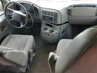 2004 Chevrolet Astro z VIN 1GNEL19X84B115918, wystawiony jako Copart lot #76929174 z przebiegiem 149 945 mil mil oraz Czysty tytuł • Clean title. Historia ofert i sprzedaży dostępna na DreamBid. Obrazek 8.