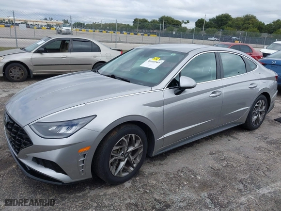 2021 Hyundai Sonata SEL with VIN KMHL64JA2MA145546, listed as a IAAI auction lot 41665569 with 42,164 mi miles. Bid and sale history available at carsss.com. Image 17.