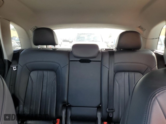 2018 Audi Q5 Premium with VIN WA1ANAFYXJ2155647, listed as a Copart auction lot 64397905 with 87,540 mi miles and Salvage title. Bid and sale history available at DreamBid. Image 10.
