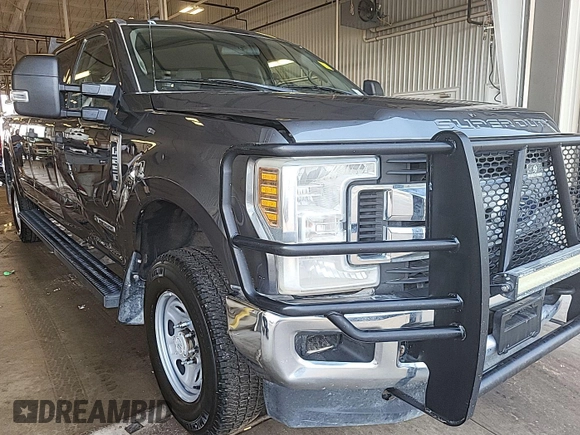 2019 Ford F-250 XL z VIN 1FT7W2BT5KEC22832, wystawiony jako IAAI lot #42836522 z przebiegiem 150 547 mil mil oraz . Historia ofert i sprzedaży dostępna na DreamBid. Obrazek 5.