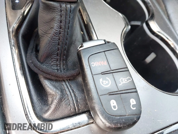 2020 Jeep Grand Cherokee Limited z VIN 1C4RJFBG8LC291819, wystawiony jako IAAI lot #41508397 z przebiegiem 80 323 mil mil oraz . Historia ofert i sprzedaży dostępna na DreamBid. Obrazek 11.