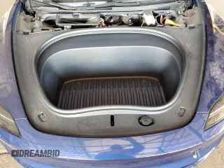 2025 Tesla Model 3 Long Range with VIN 5YJ3E1EA7SF880270, listed as a Copart auction lot 49733925 with 7,542 mi miles and Salvage Title. Bid and sale history available at DreamBid. Image 11.