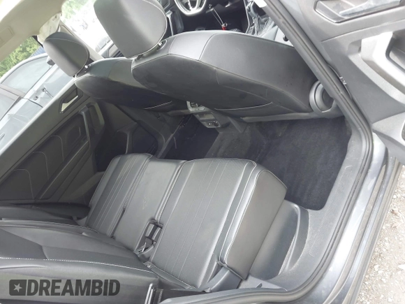 2022 Volkswagen Tiguan SE с VIN 3VV2B7AX7NM014782, выставлен на аукционе IAAI как лот 42277769 с пробегом 97 120 миль миль и . История ставок и продаж доступна на DreamBid. Изображение 8.