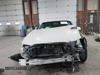 2001 Lincoln Continental with VIN 1LNHM97V81Y667328, listed as a IAAI auction lot 41730916 with 126,179 mi miles and . Bid and sale history available at DreamBid. Image 6.