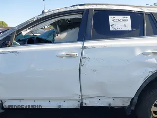 2018 Toyota RAV4 XLE with VIN 2T3WFREV3JW484955, listed as a IAAI auction lot 42262089 with 118,527 mi miles and . Bid and sale history available at DreamBid. Image 15.
