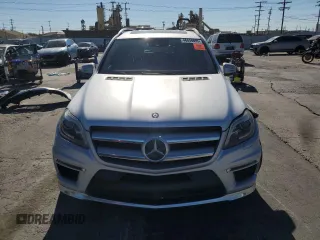 2013 Mercedes-Benz GL-Class GL 550 with VIN 4JGDF7DE2DA101552, listed as a Copart auction lot 46656895 with 195,058 mi miles and Salvage Title. Bid and sale history available at carsss.com. Image 5.