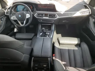 2022 BMW X7 xDrive40i with VIN 5UXCW2C05N9N00658, listed as a Copart auction lot 52007945 with 23,690 mi miles and Salvage Title. Bid and sale history available at carsss.com. Image 8.