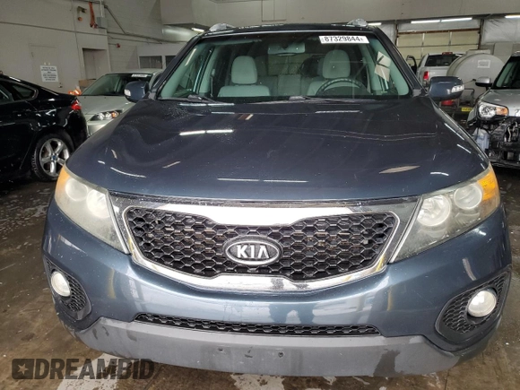 2011 Kia Sorento LX with VIN 5XYKTCA14BG002288, listed as a Copart auction lot 87329844 with 137,858 mi miles and Salvage Title. Bid and sale history available at carsss.com. Image 5.