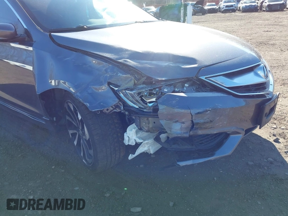 2018 Acura ILX Special Edition with VIN 19UDE2F4XJA008421, listed as a IAAI auction lot 41704707 with 39,119 mi miles. Bid and sale history available at carsss.com. Image 6.
