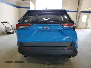 2019 Toyota RAV4 XLE with VIN 2T3P1RFV5KC009781, listed as a Copart auction lot 52262715 with Not Provided miles and Salvage Title. Bid and sale history available at DreamBid. Image 6.