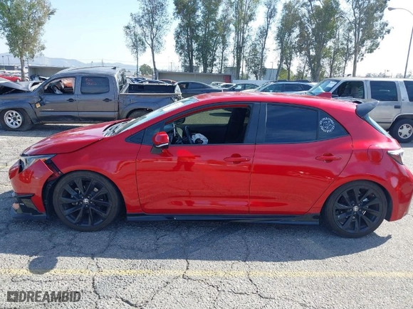 2021 Toyota Corolla Hatchback SE with VIN JTND4MBE1M3110769, listed as a IAAI auction lot 41874276 with 44,964 mi miles. Bid and sale history available at carsss.com. Image 14.